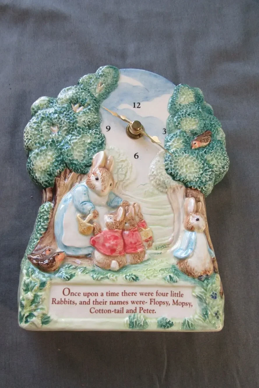 Vintage Beatrix Potter Clock Peter Rabbit Frederick Warne & Co 1997 Ceramic READ